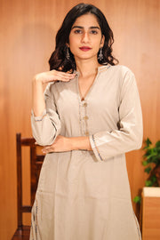 Beige Hand Embroidered Cotton Kurta 10062685