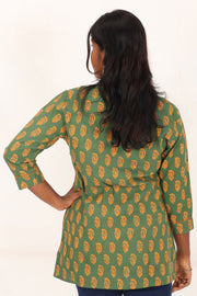 Green Kutchi Hand Block Printed Cotton Kurti 10071523