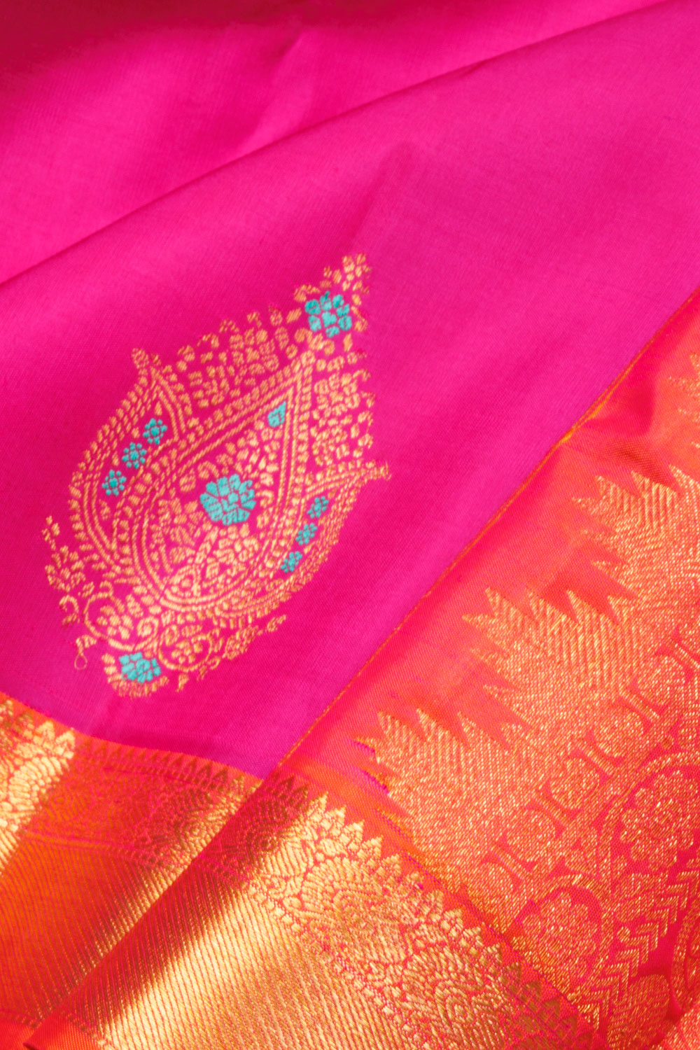 Bright Pink Handloom Kanjivaram silk saree - Avishya
