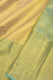 Beige Kanjivaram Pure Silk Saree with Contrast Pallu 10074786