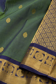 Green Light Weight Kanchipuram Pure Silk Saree 10072849