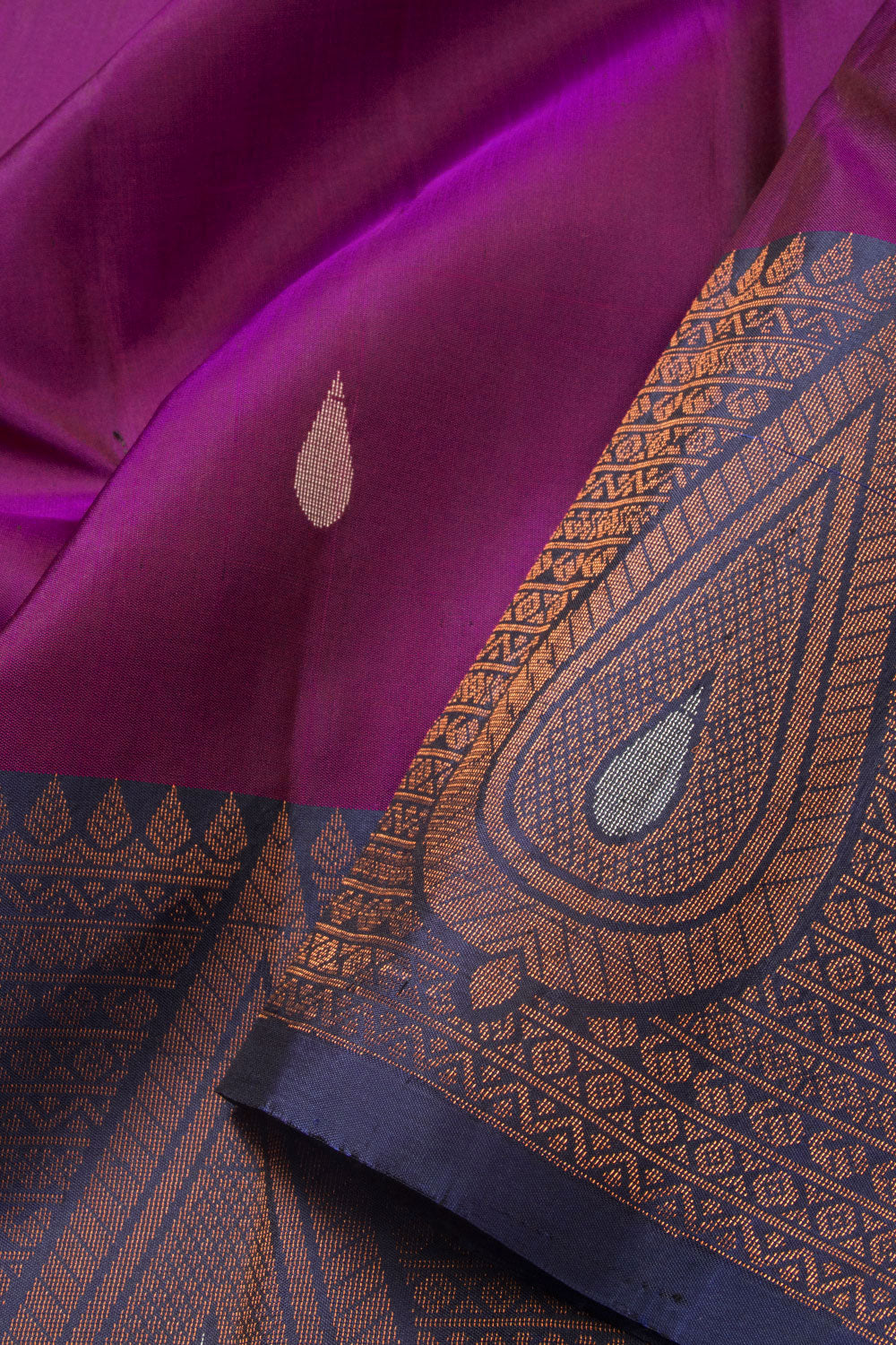 Magenta Handloom Kanjivaram Soft Silk Saree - Avishya