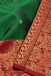 Green Handloom Kanjivaram Soft Silk Saree 10072777