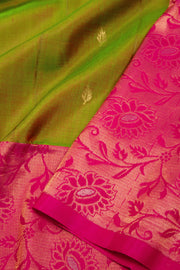 Green Handloom Kanjivaram Soft Silk Saree 10074802