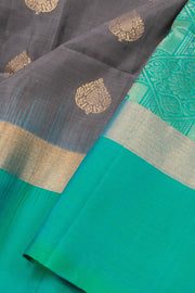 Grey Handloom Kanjivaram Soft Silk Saree 10075678