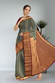 Green Kanjivaram Vegan Silk Saree 10076034