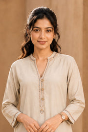 Beige Hand Embroidered Cotton Kurta 10077658