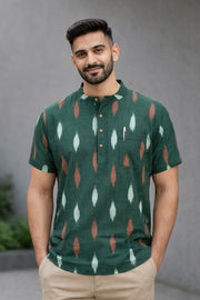 Ikat Cotton Men's Short Kurta With Slim-Fit Design & Front Pocket 10076948