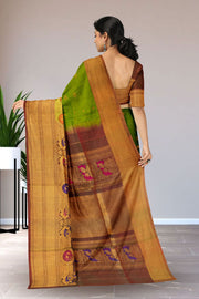 Green Gadwal Silk Saree with Peacock Border 10075447
