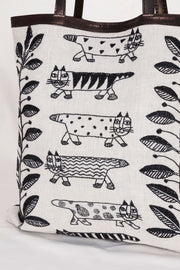 White Kantha Embroidery Hand Bag 10063532