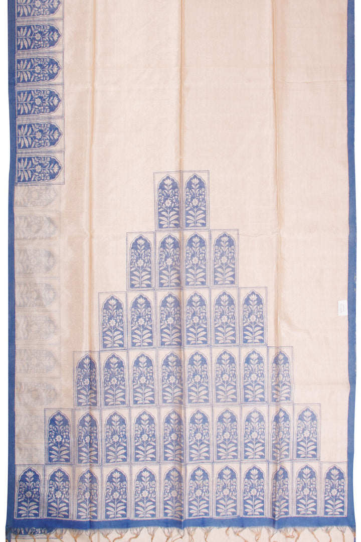 Off White abstract Handloom Mangalgiri Silk Saree - Avishya