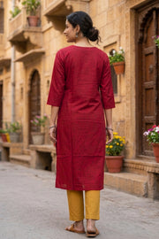 Red Handcrafted Solid Style Embroidered Cotton Kurta 10077412