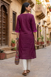 Purple Handcrafted Solid Style Embroidered Cotton Kurta 10077421