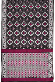Black Handloom Jamdani Cotton Saree with Floral Motifs 10077542
