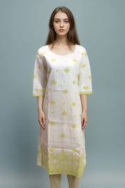 White Chikankari Embroidery Cotton Kurta 10071467