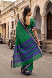 Emerald Green Vegan Silk Kanjivaram Saree With Temple Border 10077925