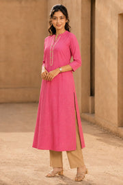Pink Hand Embroidered Cotton Kurta 10077656
