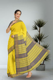 Yellow Maheshwari Silk Cotton Saree 10075243