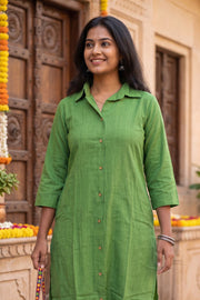 Green Handcrafted Solid Style Oxford Cotton Kurta 10077443
