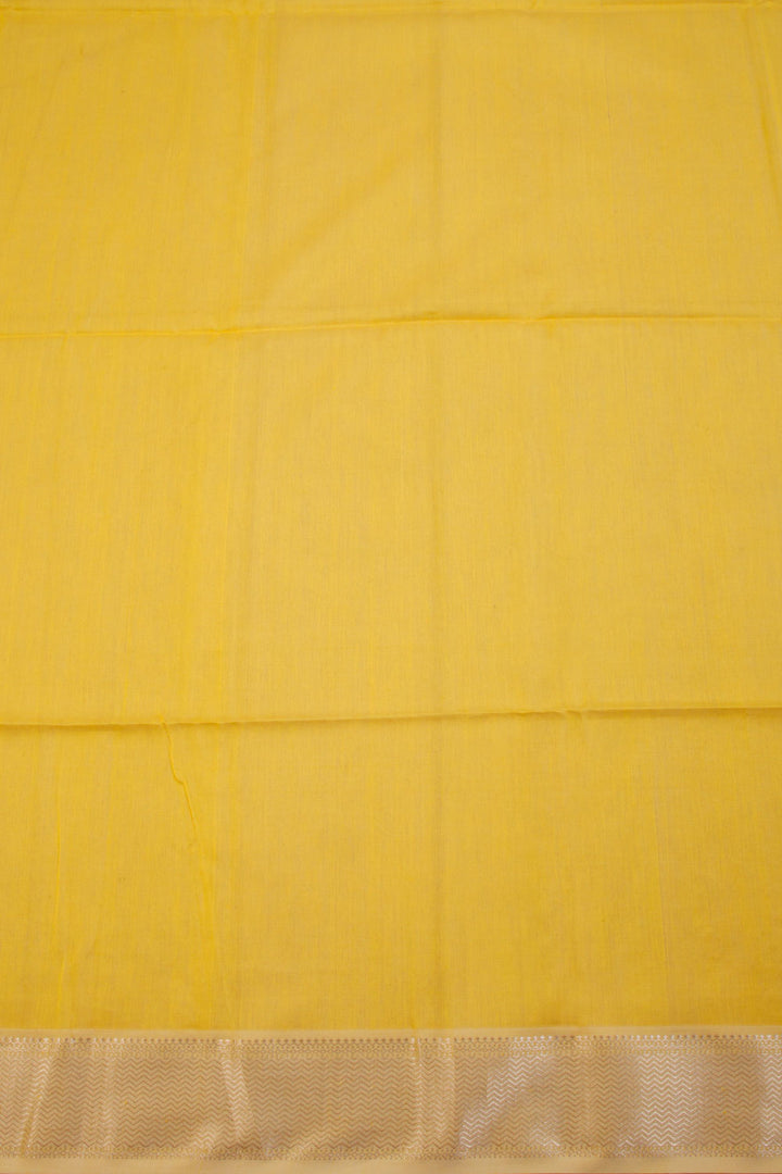 Yellow Handloom Maheshwari Silk Cotton Saree 10068642 - Avishya