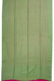 Green Mulberry Silk Saree With Contrast Blouse 10073070