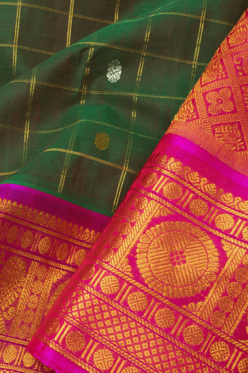 Bottle Green Handloom Gadwal Kuttu Silk Cotton Saree - Avishya