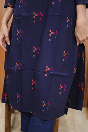 Blue Hand Embroidered Cotton Kurta 10062696