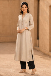 Beige Hand Embroidered Cotton Kurta 10077658
