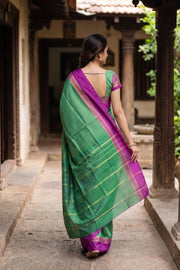 Green Vegan Silk Kanjivaram Saree With Checks Design 10077934