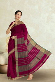 Magenta Maheshwari Silk Cotton Saree 10075251