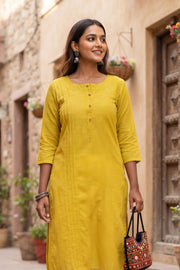 Yellow Handcrafted Slub Cotton Kurta 10077427