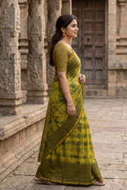 Olive Green Sungudi Cotton Saree 10078020