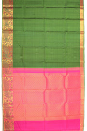 Green Kanjivaram Pure Silk Saree With Peacock Border 10077918
