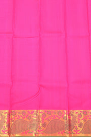 Green Kanjivaram Pure Silk Saree With Peacock Border 10077918
