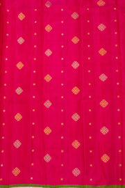 Leaf Green Gadwal Kuttu Silk Saree 10077065
