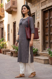 Grey Handcrafted Solid Style Embroidered Cotton Kurta 10077414