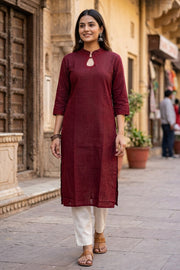 Maroon Handcrafted Solid Style Embroidered Cotton Kurta 10077415