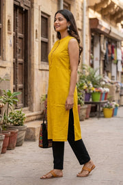Yellow Handcrafted Solid Style Embroidered Sleveless Cotton Kurta 10077420