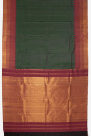 Green Ettukol Kanjivaram Silk Saree with Seepu Rekku Border 10077914