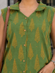 Green Hand block Printed Women Sleevless Shirt 10077177