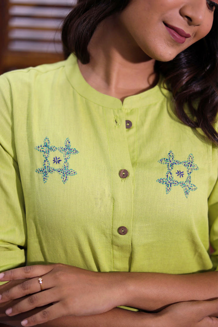 Lime Green Hand Embroidered Cotton Kurta 10062701