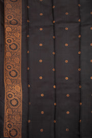 Red Kanjivaram Vegan Silk Saree with Contrast Pallu 10074854