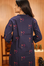 Blue Hand Embroidered Cotton Kurta 10062696