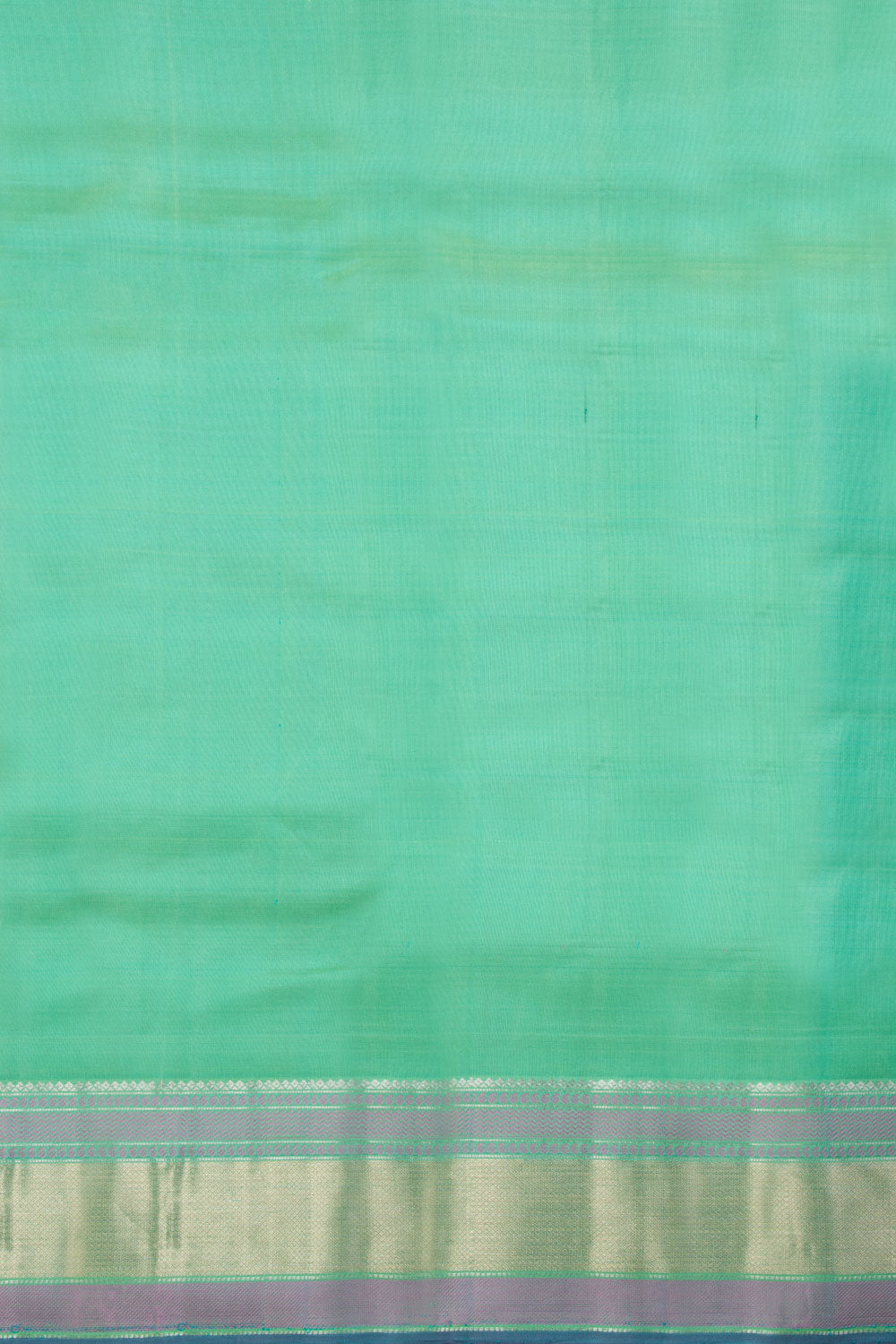 Green Handloom Threadwork Kanjivaram Silk Saree 10069274 - Avishya