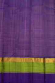 Green Kanjivaram Pure Silk Saree with Contrast Pallu 10072942