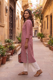 Dusty Pink Handcrafted Slub Cotton Kurta 10077431