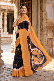 Navy Blue and Orange Sungudi Cotton Saree 10078025