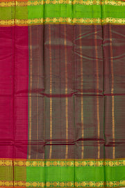 Maroon Kanjivaram Pure Silk Saree with Contrast Pallu 10074888