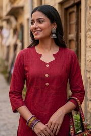Maroon Handcrafted Solid Style Embroidered Cotton Kurta 10077410
