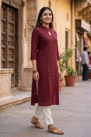 Maroon Handcrafted Solid Style Embroidered Cotton Kurta 10077415